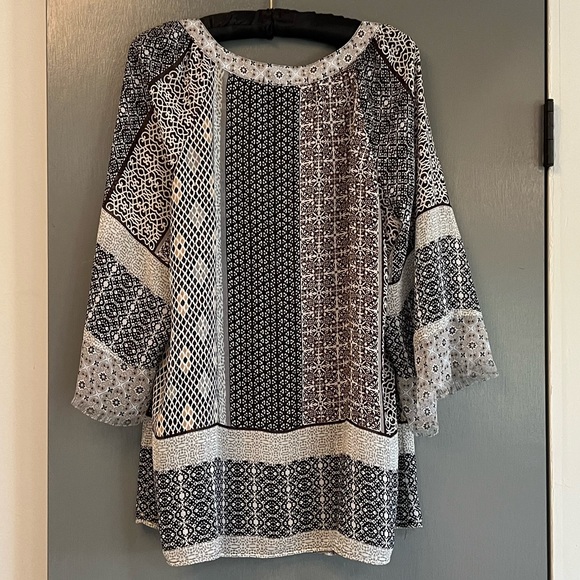 Figueroa Flower Blouse - Picture 2 of 6